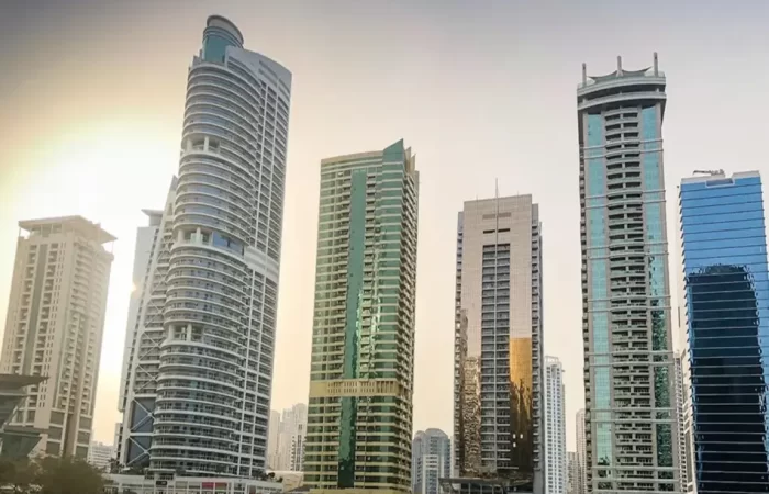 سرمایه‌گذاری ملکی در منطقه جمیرا لیک تاورز دبی